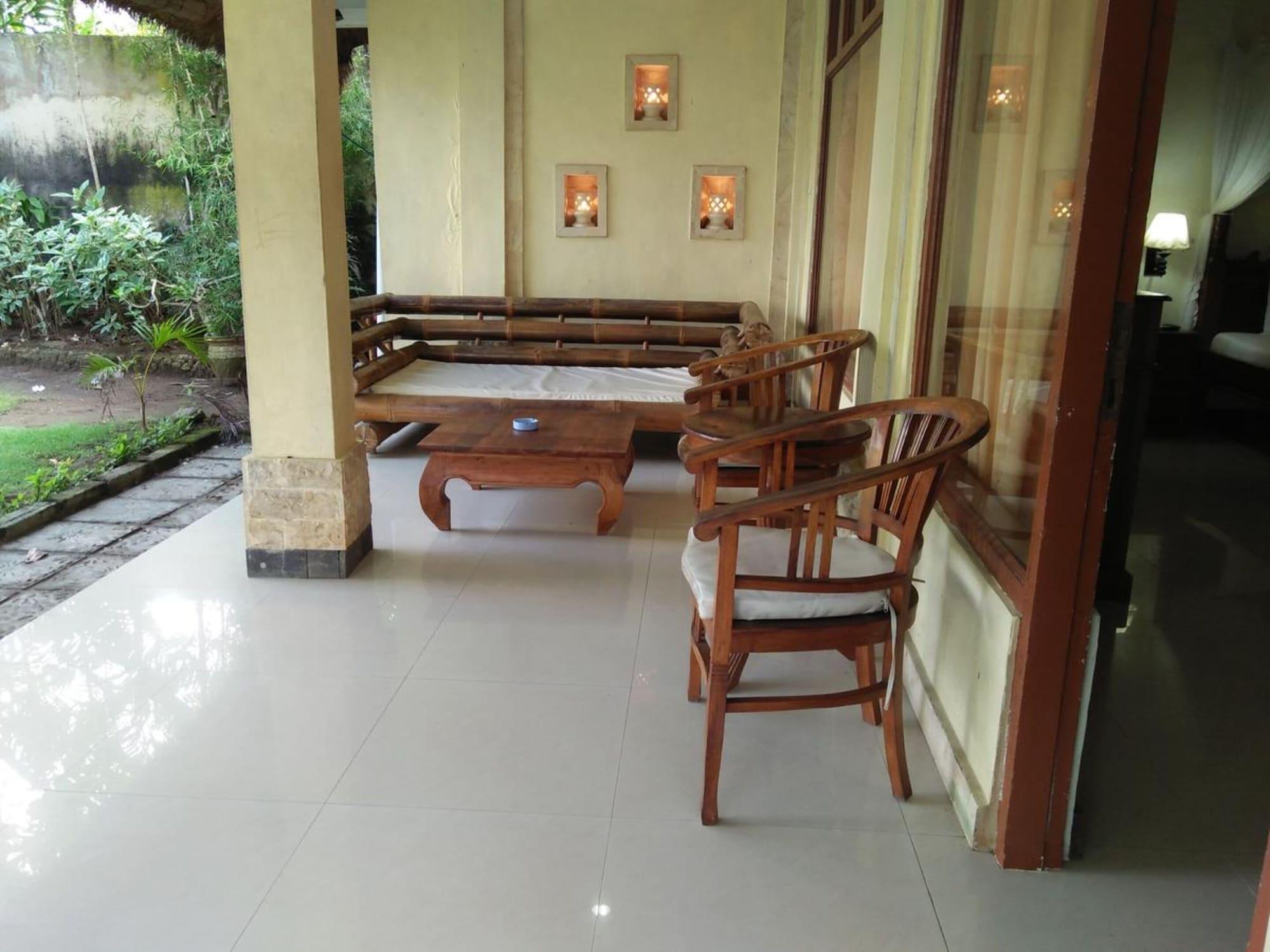 The Sari Beach Hotel Legian  Bagian luar foto